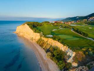 Курортные отели Thracian Cliffs Golf & Beach Resort Каварна-0