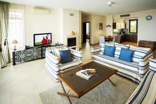 Курортные отели Thracian Cliffs Golf & Beach Resort Каварна Суперлюкс с 3 спальнями - Со стороны холмов-1
